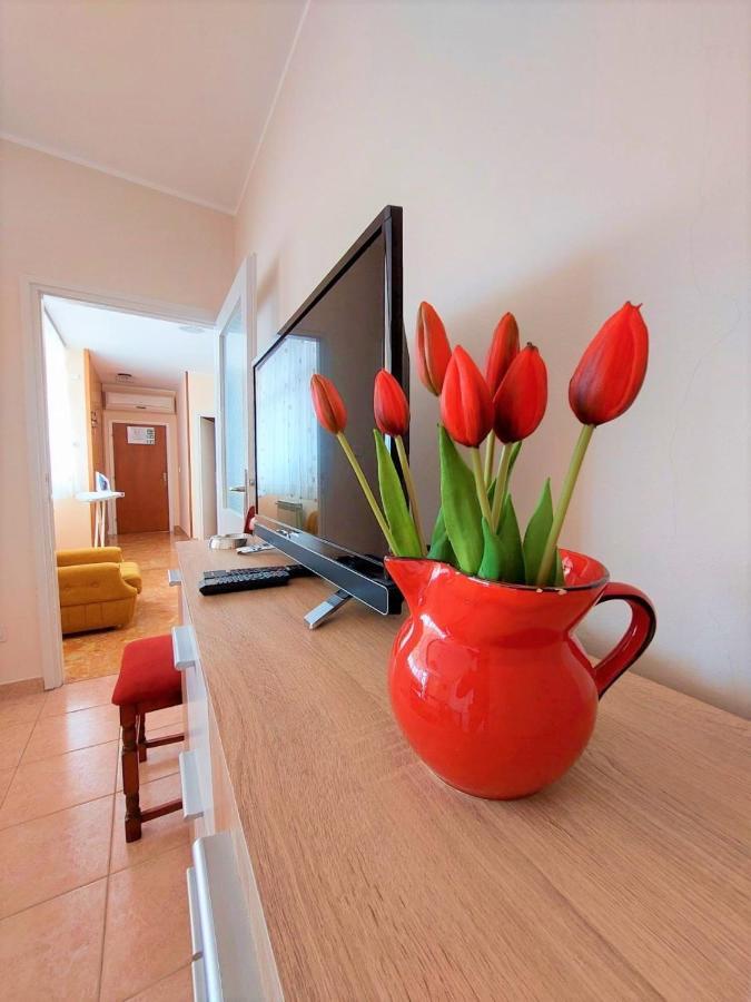 Apartment Big Lasan Vodice Exterior foto